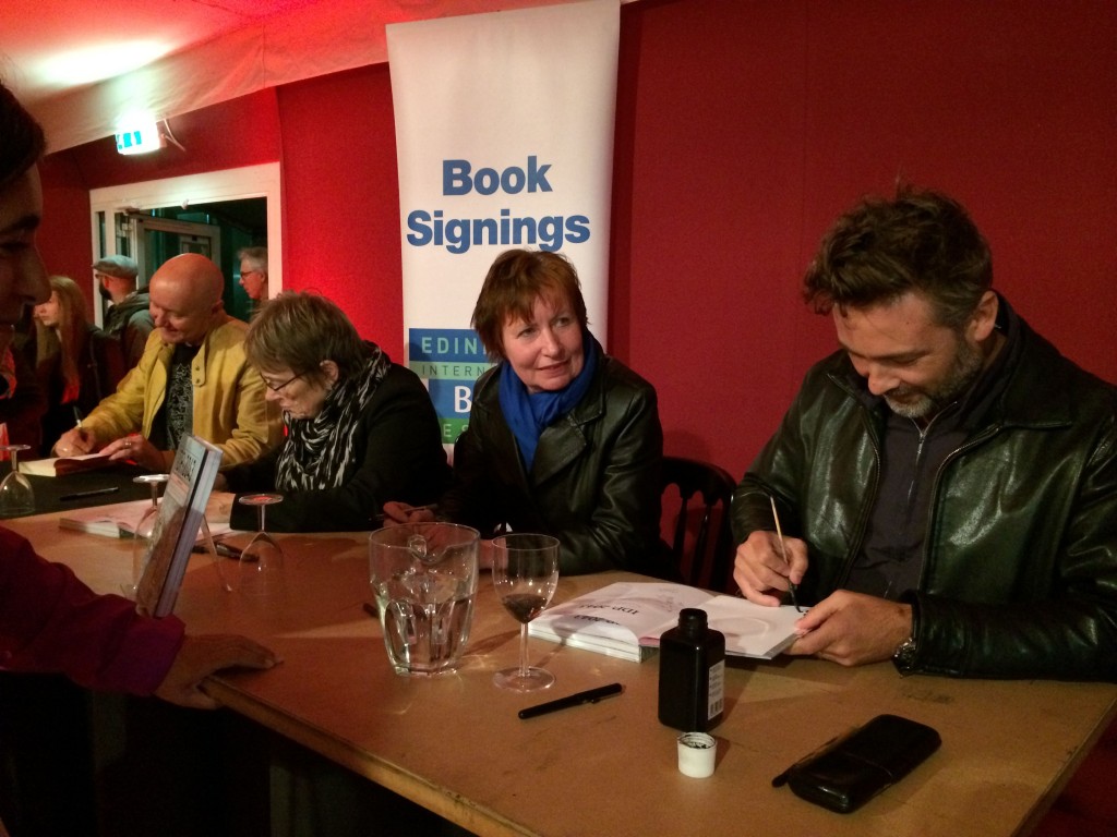 IDP2043 signing2
