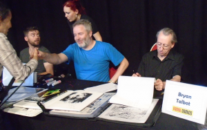 signing 2